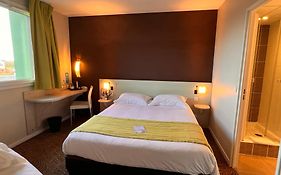 Brit Hotel Saint-Meen-Le-Grand En Broceliande