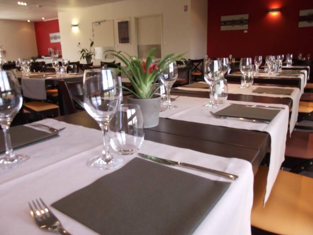 Brit Hotel Saint-Meen-Le-Grand En Broceliande Buitenkant foto