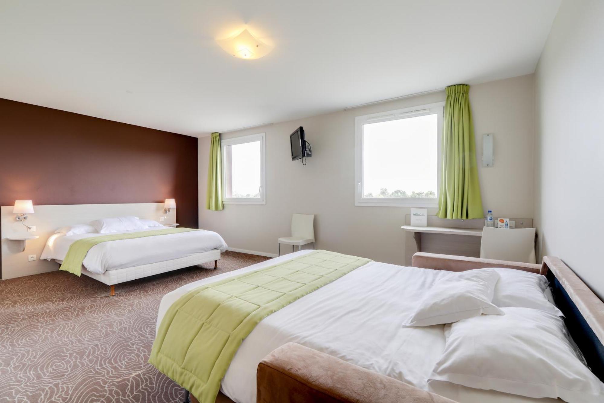 Brit Hotel Saint-Meen-Le-Grand En Broceliande Buitenkant foto