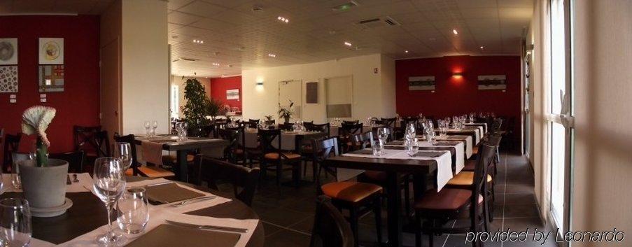 Brit Hotel Saint-Meen-Le-Grand En Broceliande Buitenkant foto